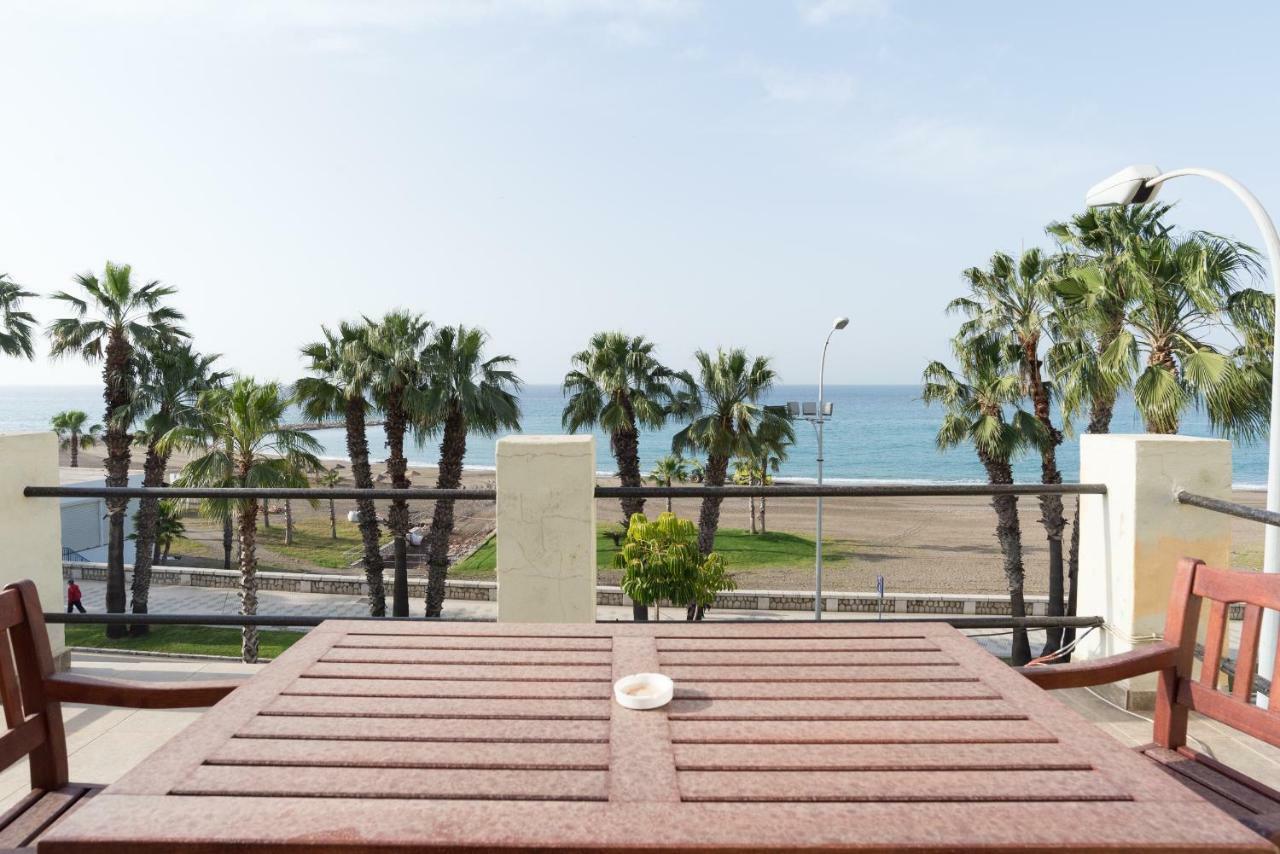 Loft Con Gran Terraza En Primera Linea De Playa Малага Екстериор снимка