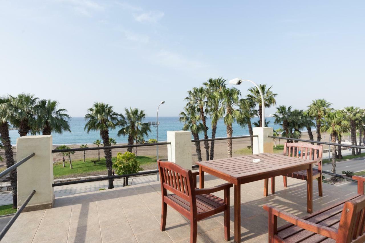 Loft Con Gran Terraza En Primera Linea De Playa Малага Екстериор снимка